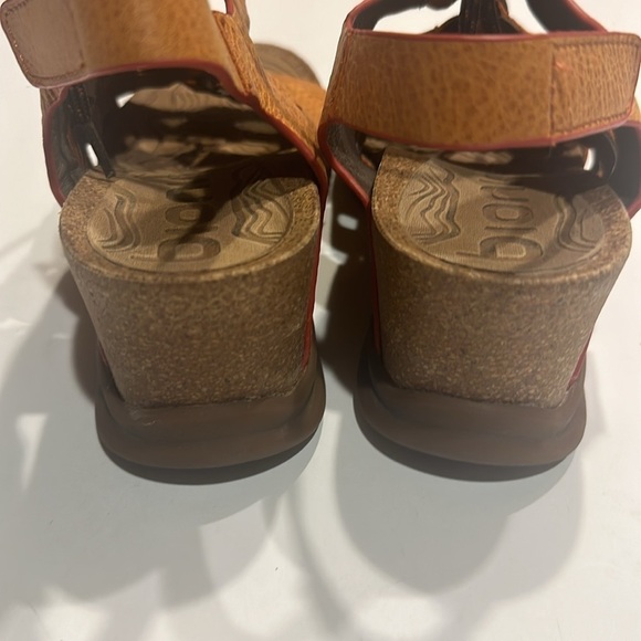 Bionica Sorena orange lace up sandals heel slip resistant leather upper & lining - Picture 5 of 10